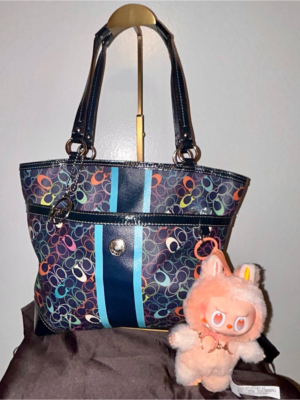 COACH SIG NATURE CHELSEA NAVY BLUE/MULTI SHOULDER BAG with LaBubu!